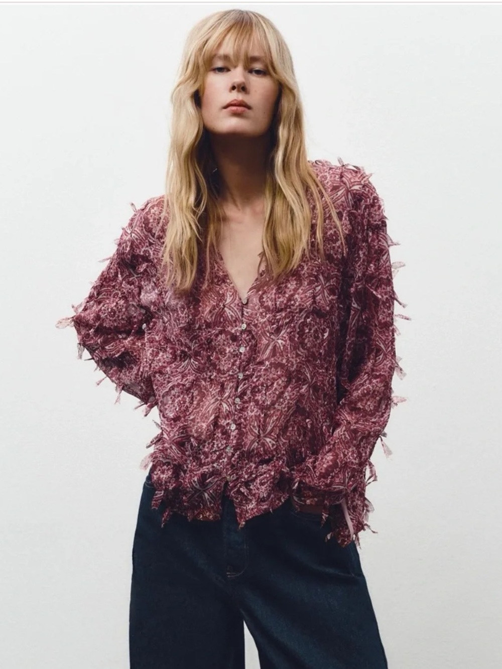 Zara Women's Burgundy Paisley V-Neck Blouse . Size L Style 2331/621/330